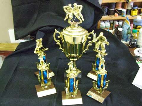 Triple L Trophies & Engraving